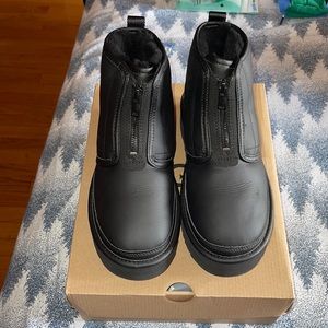 Neumel Platform Zip Suede